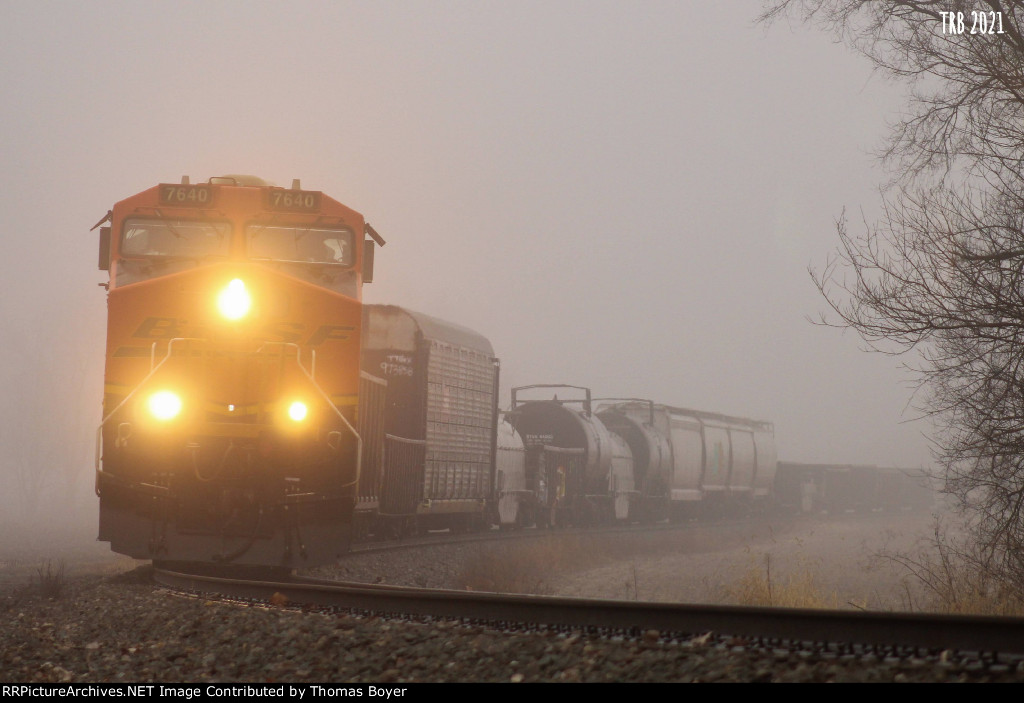 BNSF 7640